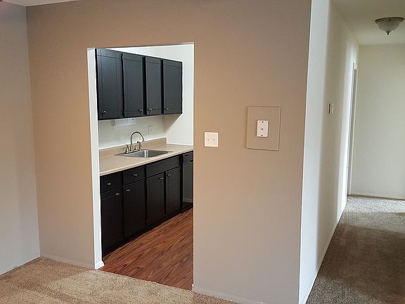 4th image of 1830 N Mansard Blvd