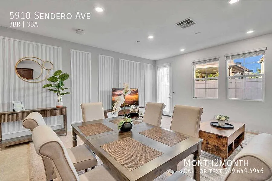 Chic Home on Sendero Ave — Photo 4