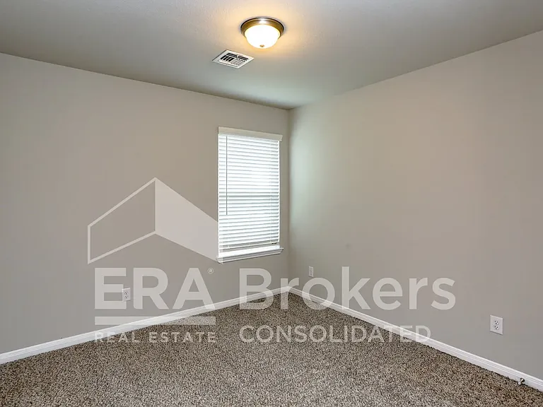 2072 Dade Loop #PRIMARY — Photo 10