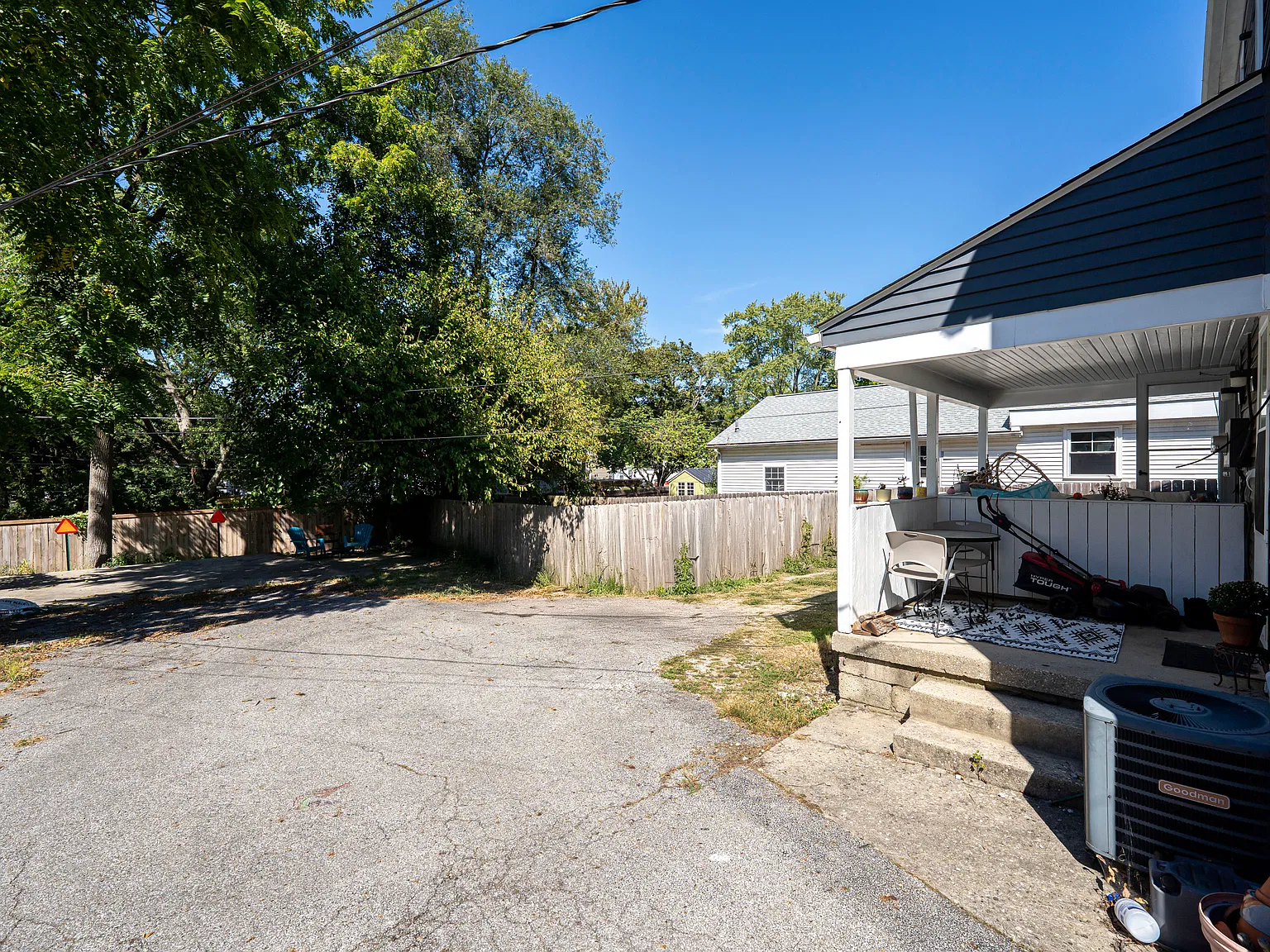 2 bed, 800 sqft, $1,800 — Photo 4