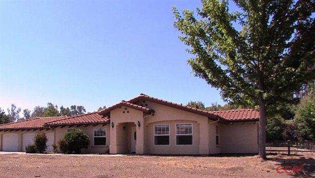 1st image of 3050 Avenida Del Sol