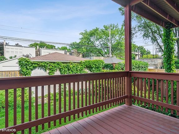 4th image of 3715 N Bell Ave #1