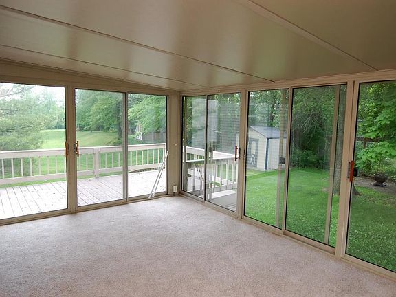 5th image of 540 Quail Hollow Dr S