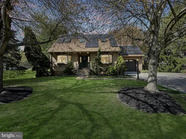 154 Bordentown Crosswicks Rd, Crosswicks, NJ 08515