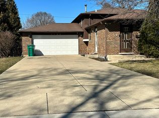 5450 W 85th St, Burbank, IL