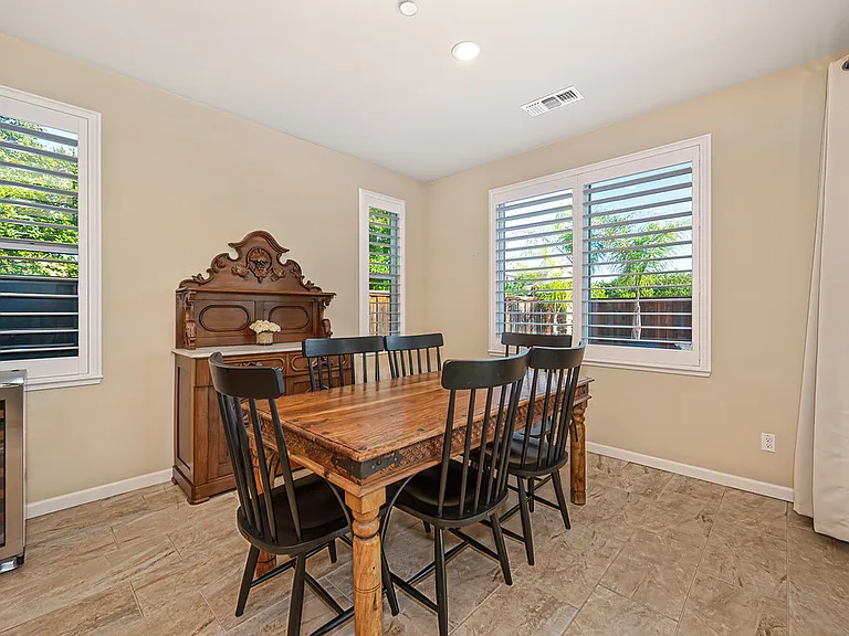 4097 Southampton St — Photo 9