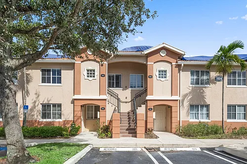 3504 Briar Bay Blvd #202 Photo 1