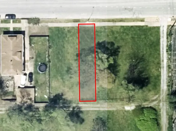 19 Pulaski Rd, Calumet City, IL 60409