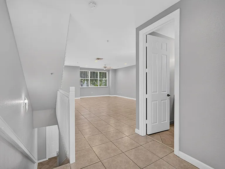 430 Amador Ln #4 — Photo 24