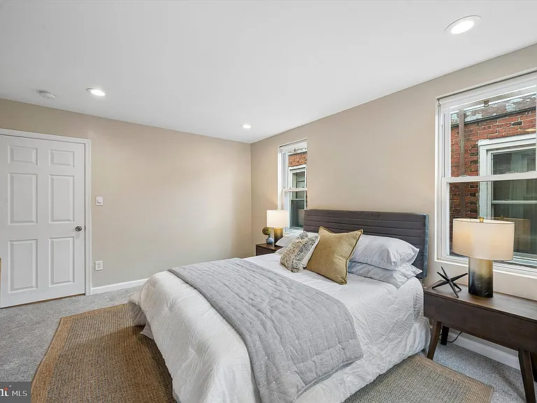 743 S 52nd St #0 — Photo 14