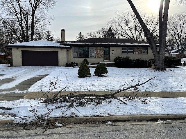 1st image of 525 Bunning Dr