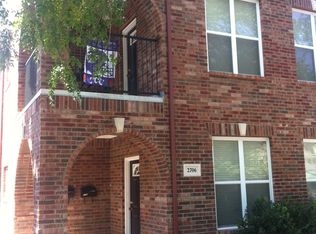 2700 McCart Ave, Fort Worth, TX 76109