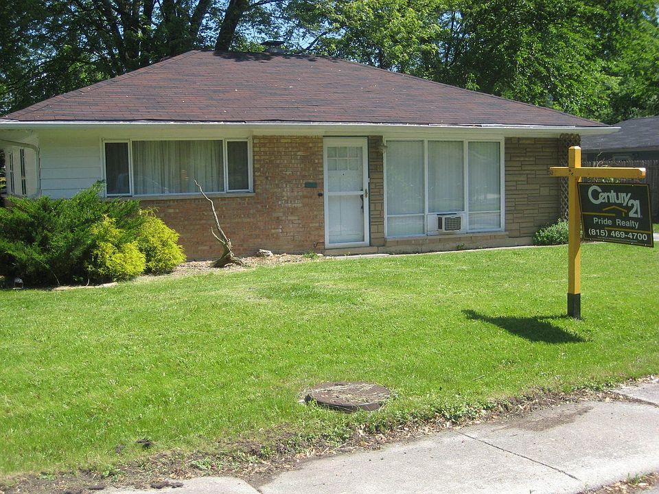 1st image of 144 Nashua St