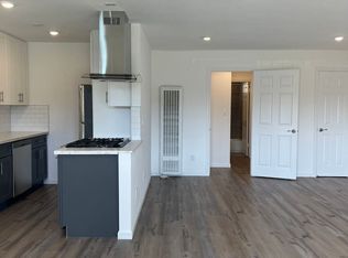 18521 Prairie St #107, Northridge, CA 91324