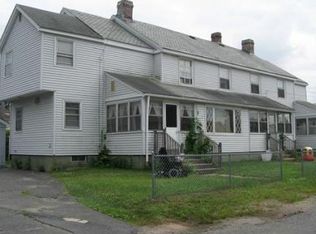 24-30 Grant St, Easthampton, MA 01027