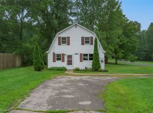 2474 Cadwallader Sonk Rd, Cortland, OH 44410