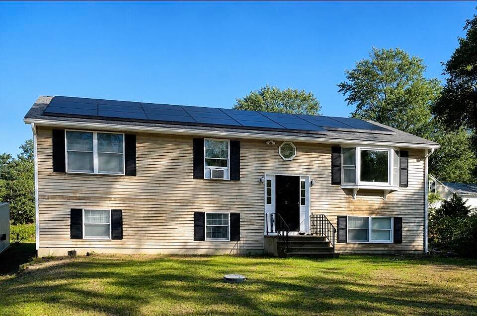 1st image of 12 Frost Lane