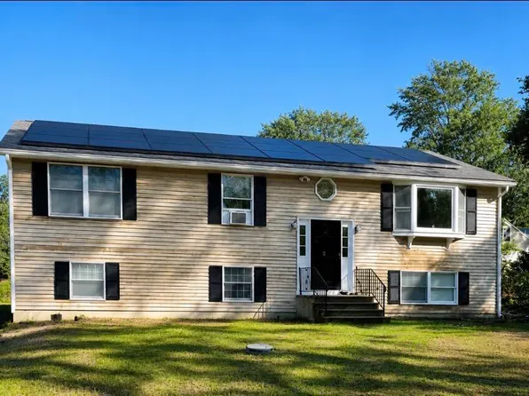 12 Frost Lane, Hyannis, MA 02601