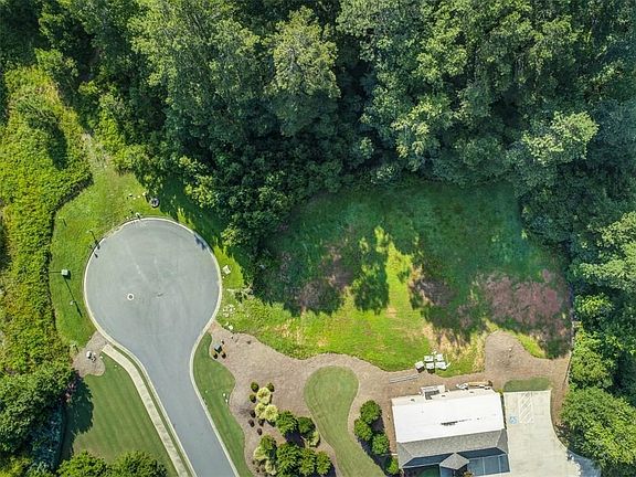 4th image of 625 Stilwell Ct Lot 127