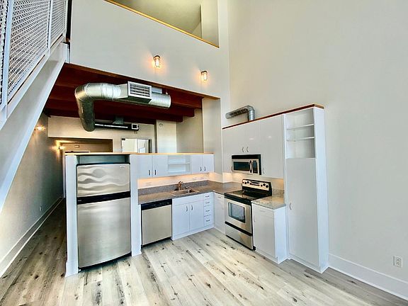 4th image of 333 Santana Row APT 314