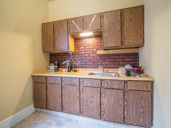 5th image of 2455 W McKinley Ave #2457