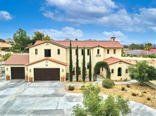 16343 Ridge View Dr, Apple Valley, CA 92307