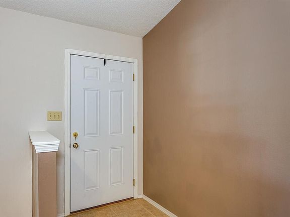3rd image of 4728 Kitty Hawk Cir
