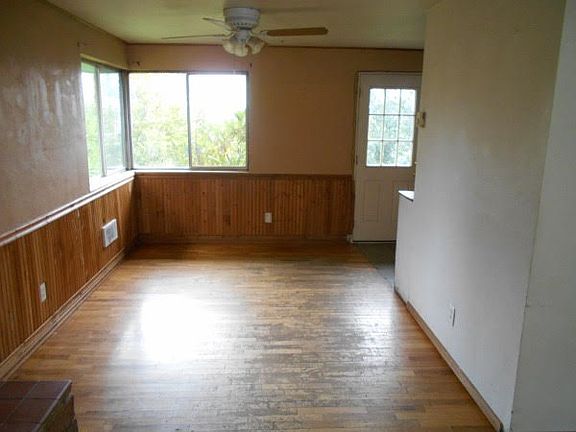 5th image of 529 W Harvard Ave