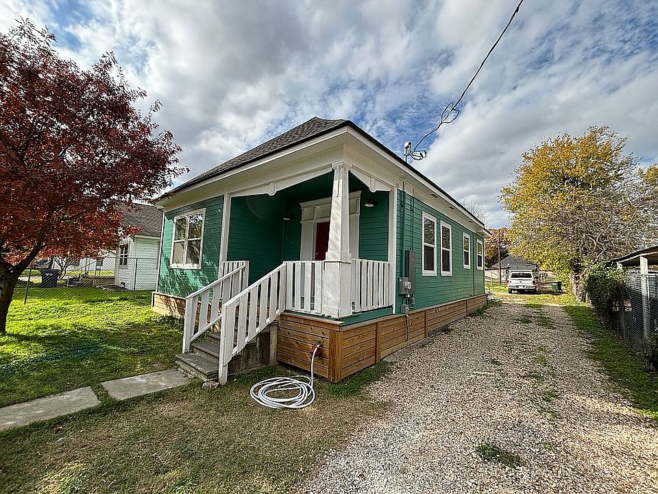 2nd image of 1521 Gurley Ave