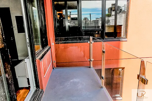Rented by Urban Realty NYC | media 9