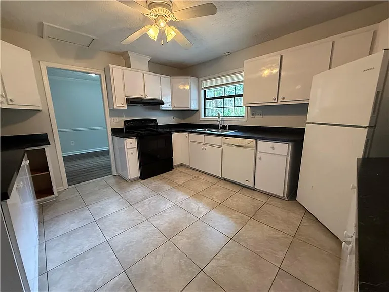 4960 Cold Springs Dr NW — Photo 5