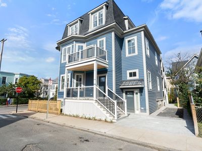 35 Richardson St #3, Somerville, MA, 02145