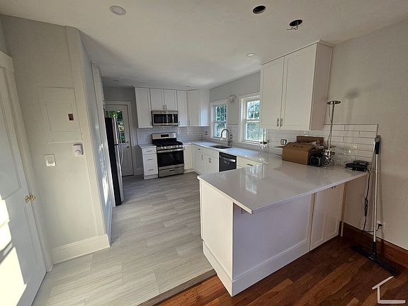 2nd image of 23 Milton St #3