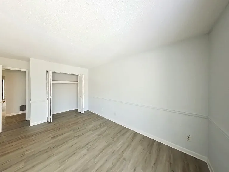 2248 Runnymeade Rdg — Photo 6