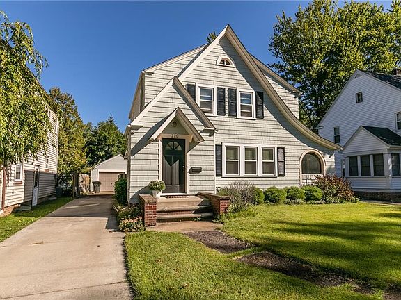 2nd image of 320 Columbia Ave