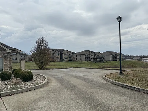Twin Lakes Apartments Photo 1