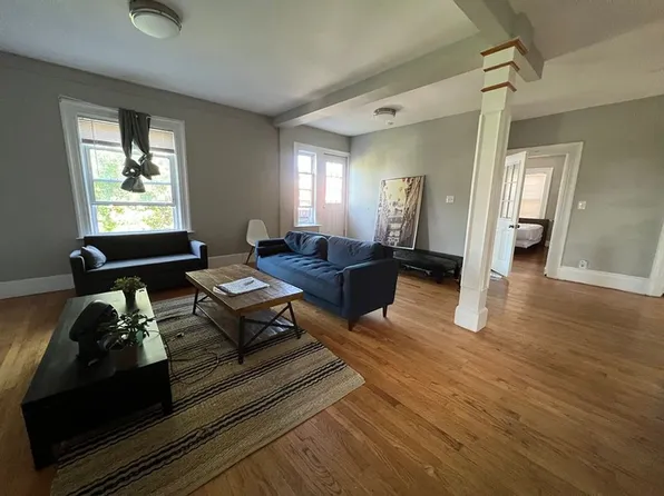 11 Verndale St #3, Brookline, MA 02446