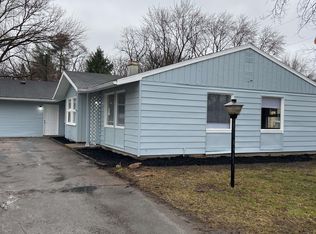 1003 Manchester Dr, South Bend, IN