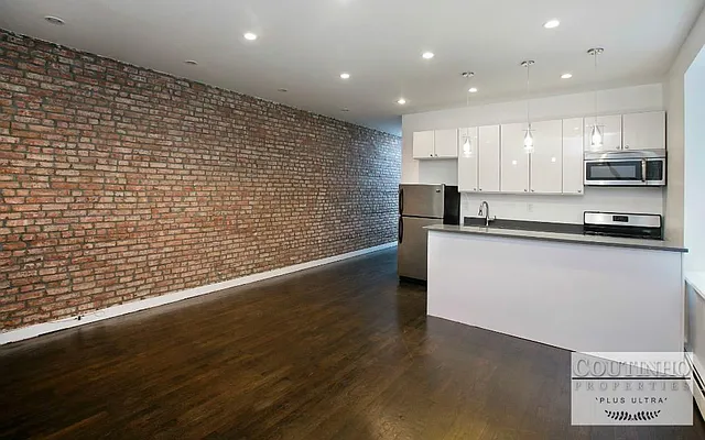 Rented by Charles Coutinho LLC | media 28