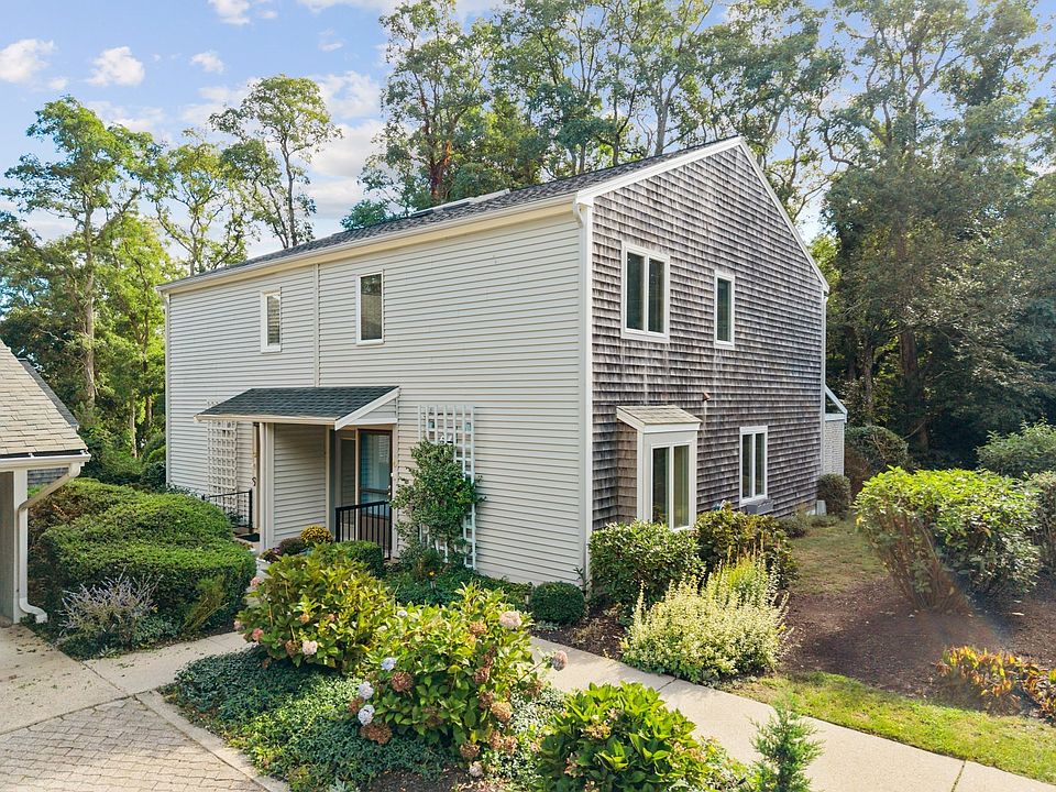 1st image of 4 Apple Mews Unit 4