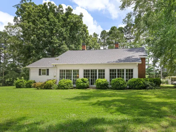 2360 Warrenton Rd, Henderson, NC 27537