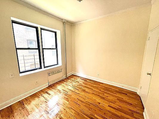 3rd image of 612 W 137th St APT 22