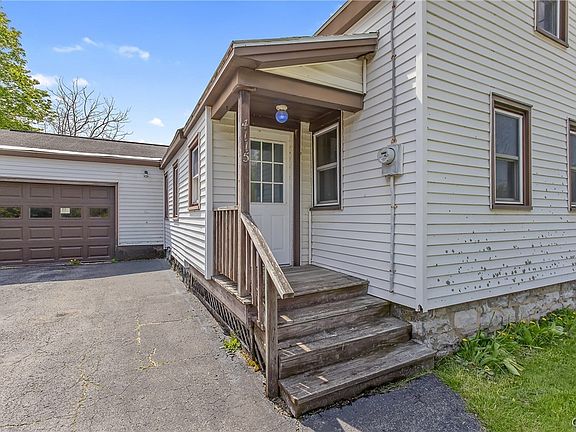 3rd image of 4115 Jordan Rd