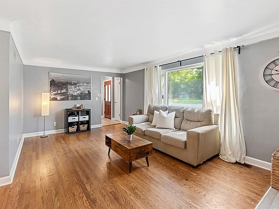 4th image of 6465 Loiswood Dr