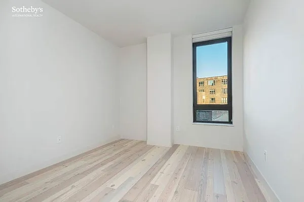 Rented by Sotheby's International Realty | media 27