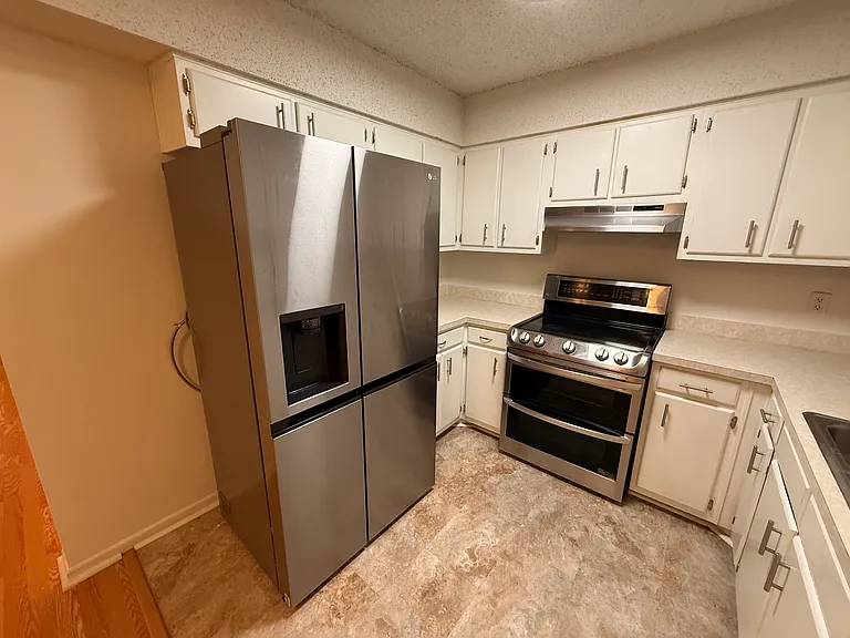 537A Schneider Dr — Photo 8
