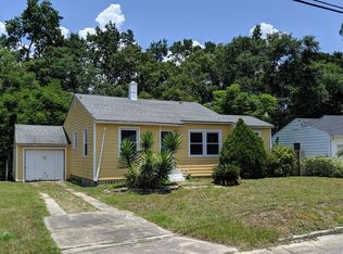 1321 Pine Grove Ct, Jacksonville, FL 32205