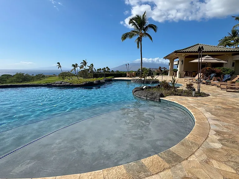 71 Wailea Gateway Pl #7103 — Photo 1