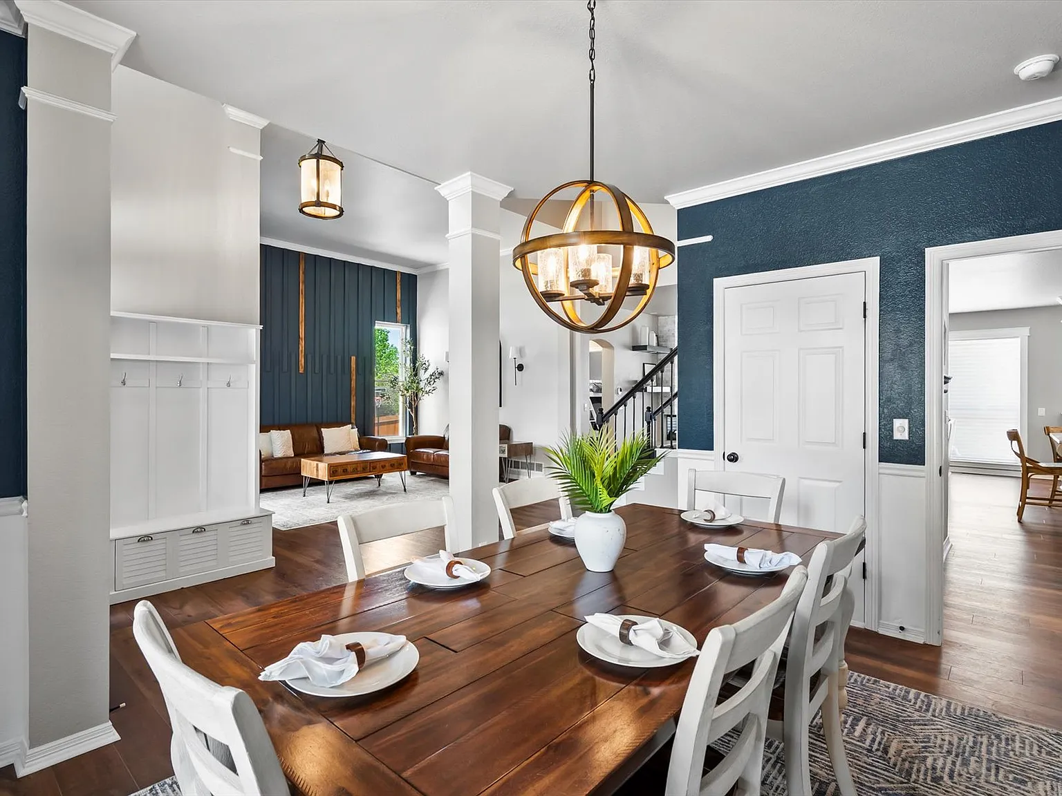 5 bed, 4316 sqft, $5,250 — Photo 3