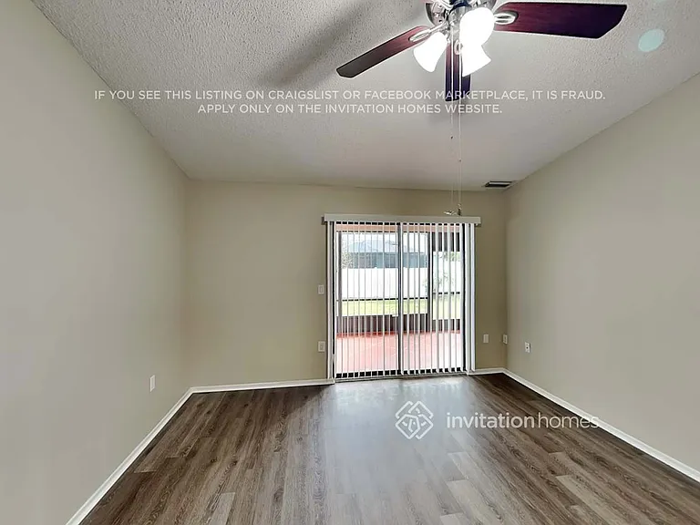 2297 Cork Oak St E — Photo 3